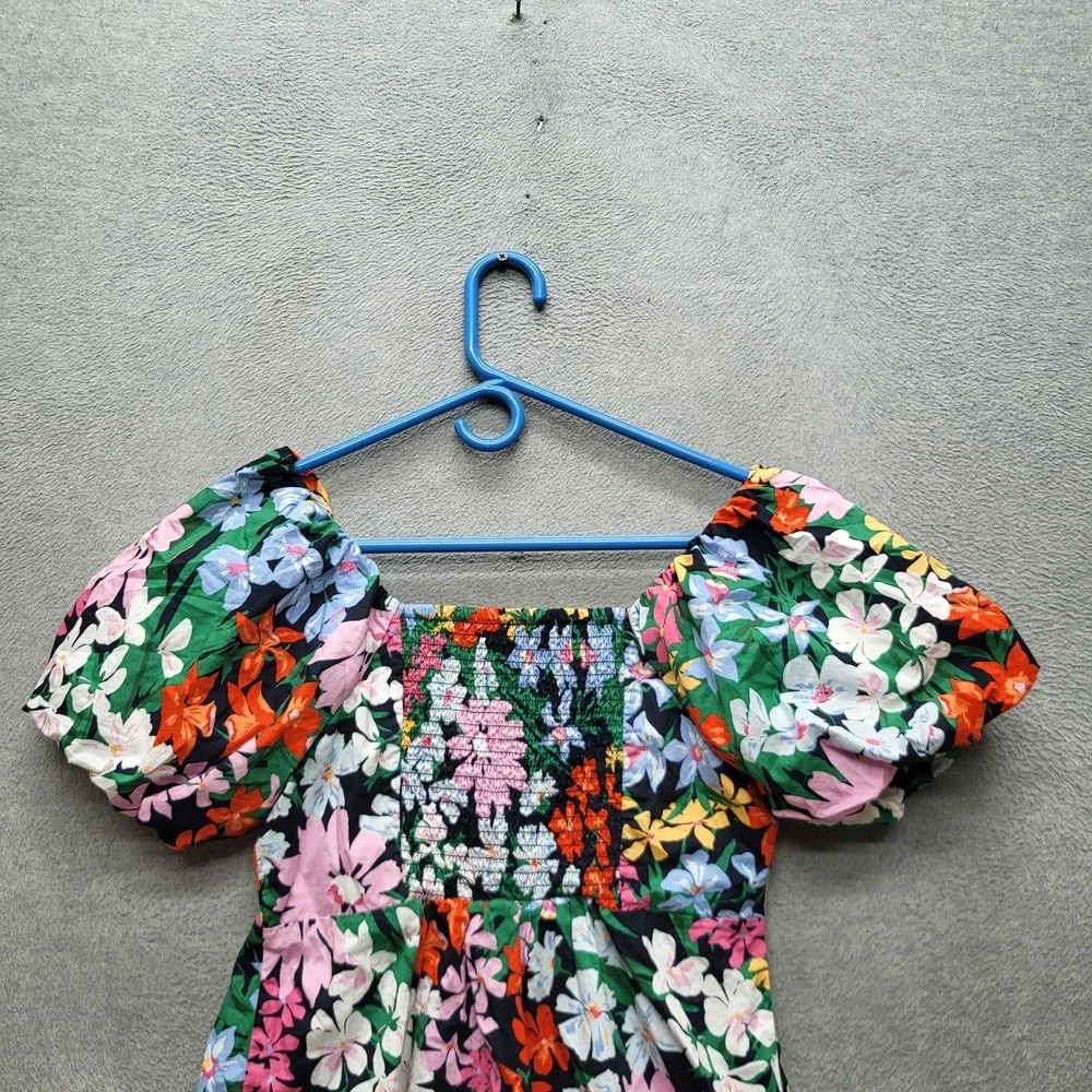 Old Navy‎ Women Blouse M Multicolor Floral Smocking Pullover Waist Defined